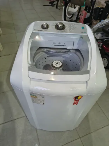 VENDO MÁQUINA DE LAVAR ROUPA COLORMAQ 12 KG REVISADA LUXÚRIA ?