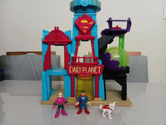 Imaginext DC Super Friends- Playset Superman "Daily Planet 