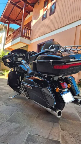 Harley Davidson Ultra Limited, Street Glide