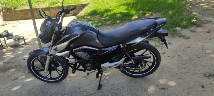 Titan 160 baixo km