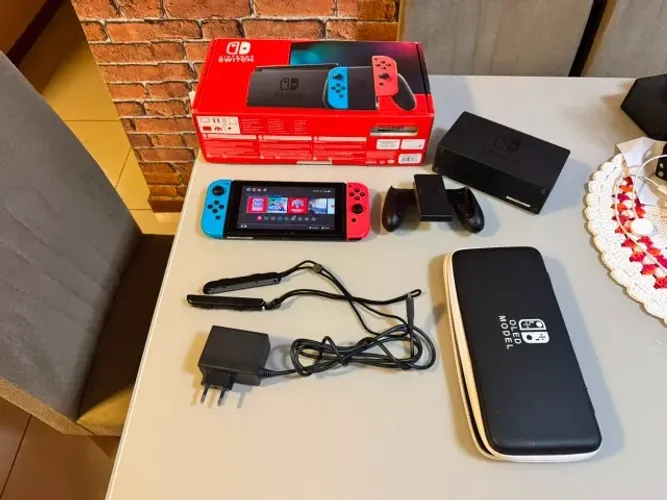 Nintendo Switch V2