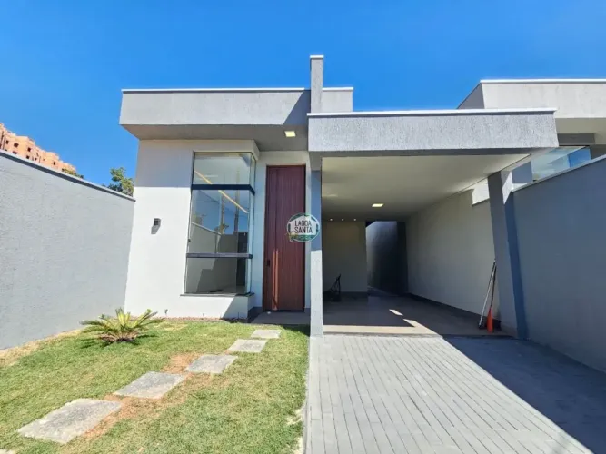 Casa com 3 quartos à venda, 116 m² por R$ 799.000 - Villa Paradiso - Lagoa Santa/MG