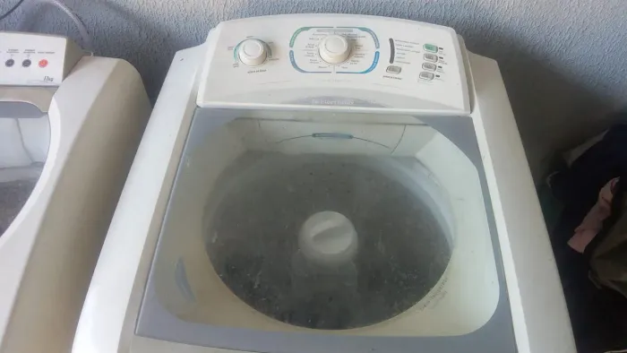 Máquina de lavar com defeito