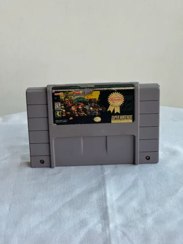 Donkey Kong Country 2 Diddy?s Kong Quest Original