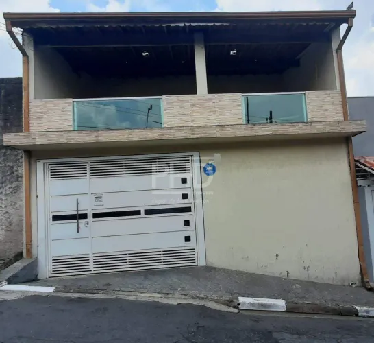Sobrado com 4 dormitórios a venda 251M2 - Centro de Diadema