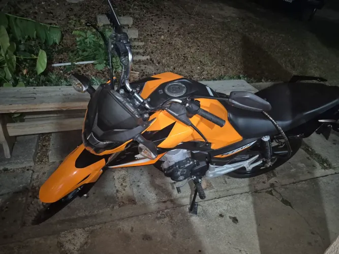 Titan 160 edição limitada