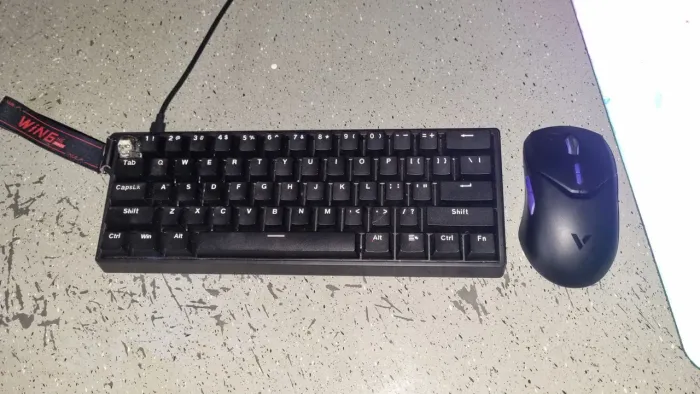 Mouse e teclado gamer VT7 pro/ Aula 60he
