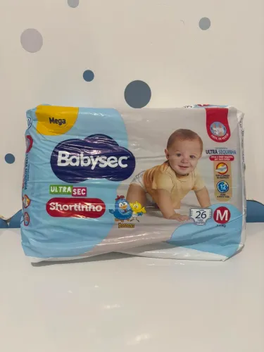 Fralda Babysec ultras shortinho M com 26 unidades