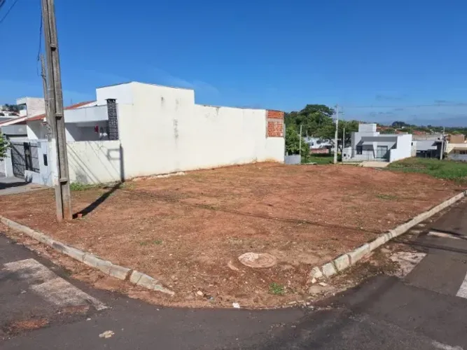 TERRENO DE ESQUINA À VENDA! JARDIM SAKAI UMUARAMA - PR