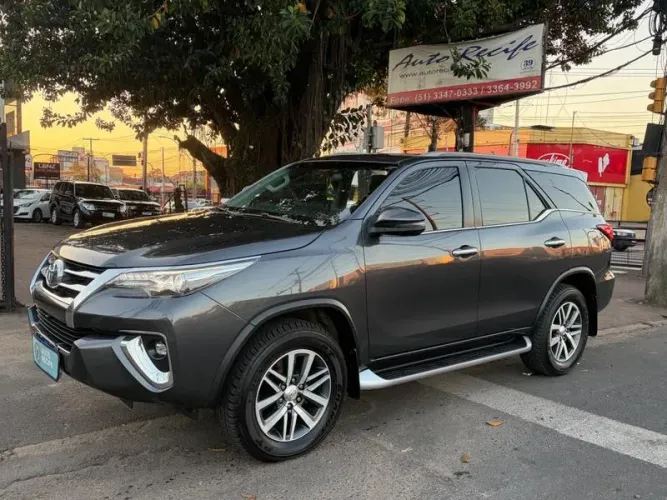 Toyota Hilux CD SRX 4X4 2.8 TDI 16V Diesel Aut. 2018