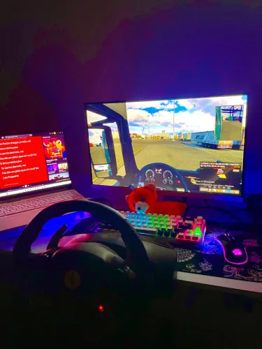 Volante Thrustmaster T80 Ferrari 488 GTB Edition + Cockpit Extreme