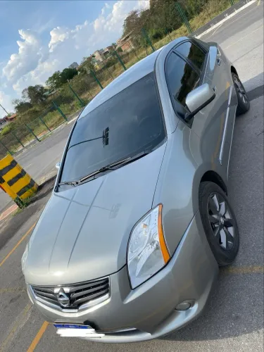 Nissan Sentra S 2.0/ 2.0 Flex Fuel 16V Aut. 2011