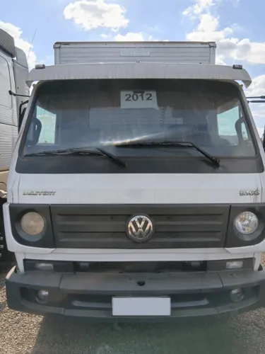 VW */2012 R$ 180.000,00 *