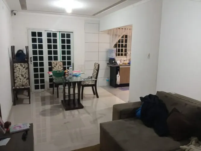 Sobrado com 3 dormitórios à venda, 180 m² por R$ 420.000 - Condomínio Maracanã - Santo And