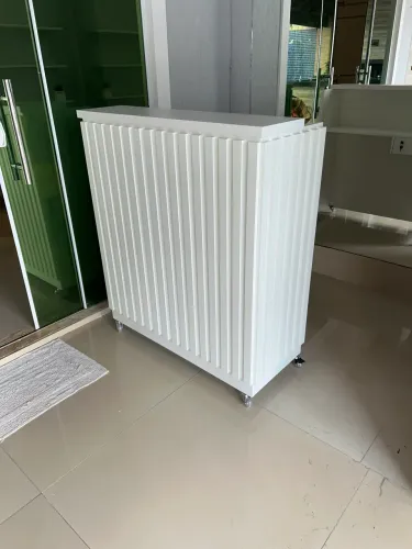 Balcão recepção ripado