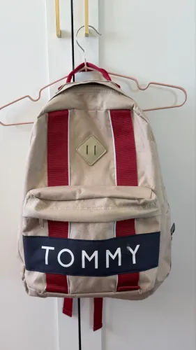 Mochila tommy hilfiger bege