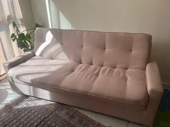 Sofá cama em linho