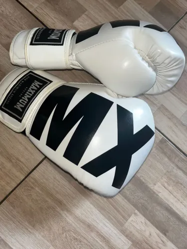 Vendo luvas , MX , para lutas , MMA , Box , Muay Thai 