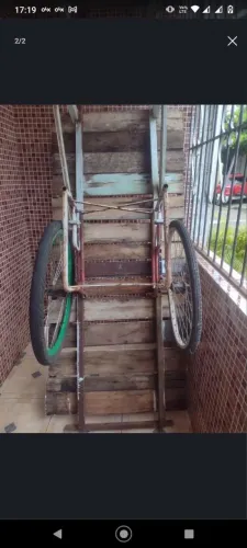 Vendo carroça de pneu de bicicleta pra vender logo 200 aceito proposta ctt *45