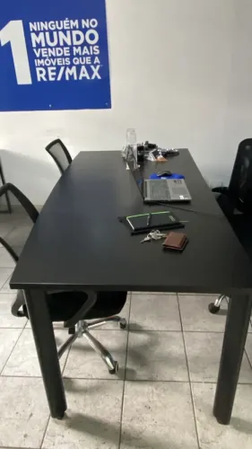 Lote completo de mobiliário de escritório - oportunidade