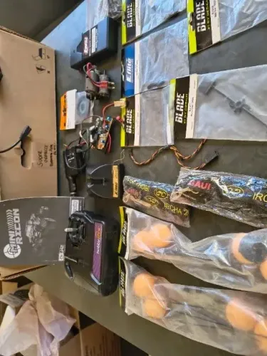 lote peças Aero e helimodelismo