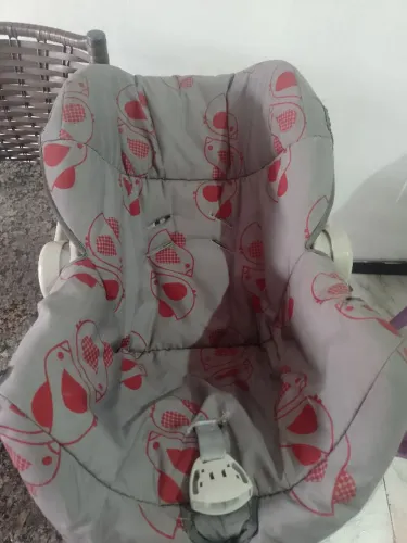 Vendo bebê conforto