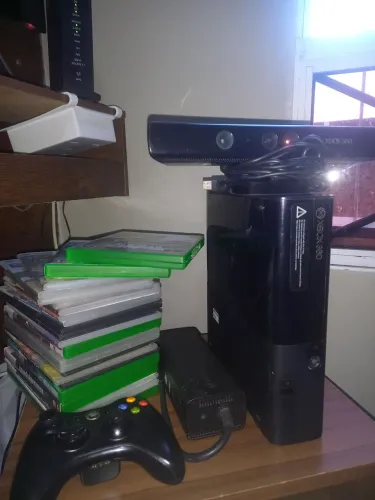 Xbox 360 super slim