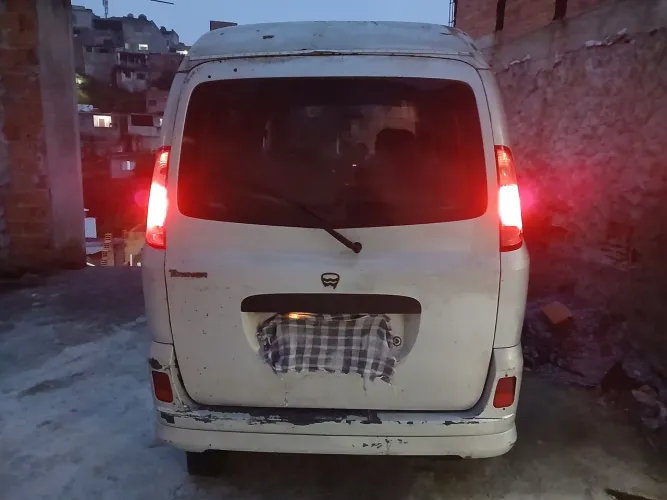 Hafei Towner Furgão 1.0 8V 48cv 5P 2010