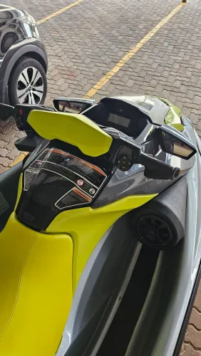 Seadoo GTi 170 + Carreta