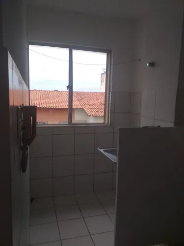 Aluga Apartamento 950,00