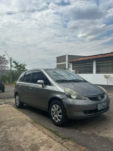 Honda Fit LX 1.4/ 1.4 Flex 8v/16v 5P Aut. 2004