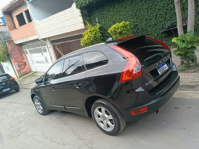 Volvo XC 60 2.0 T5 5P 2011