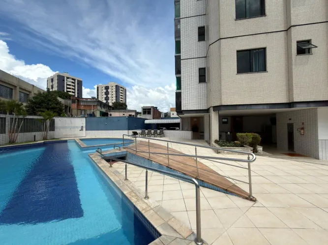 Condomínio Ville de France - Apartamento 3 Suítes Mobiliado 2 vagas no Adrianópolis