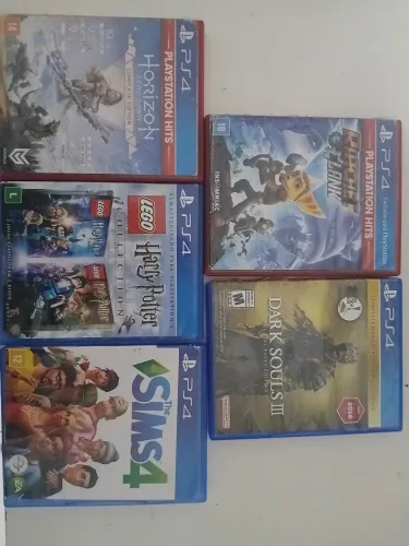 Jogos ps4 (The sims 4, Horizon zero danw, Dark souls 3,lego Harry Potter e Ratchet clank)