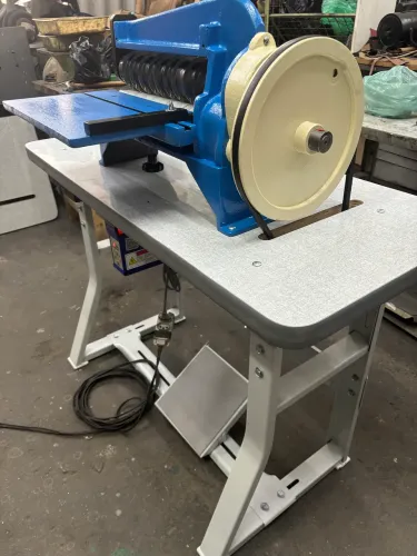 Máquina de Cortar Tiras Cardoso 10 facas