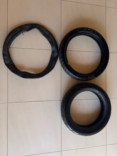 Par de pneu usados Michelin 100/90-19 +camara de ar Michelin 130/80 R17 sem câmara