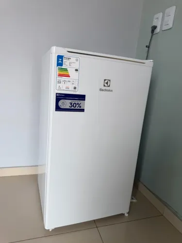 Frigobar Electrolux