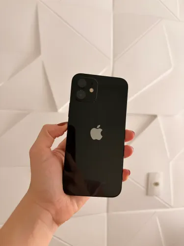 iPhone 12