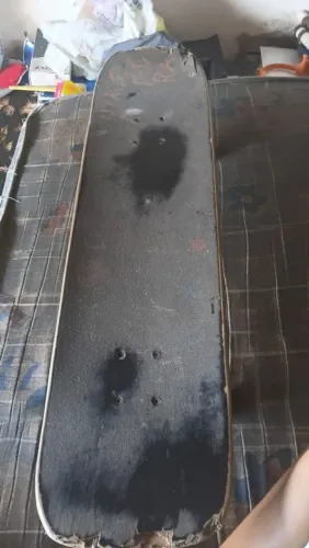 Vendo skate usado ou troco em bike aro 20 preço 80 valor negociável 