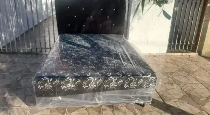 Vende-se Cama ótima confortável