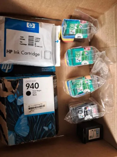 Cartuchos carregados para impressoras HP e Epson, (Disponível em Vários modelos)