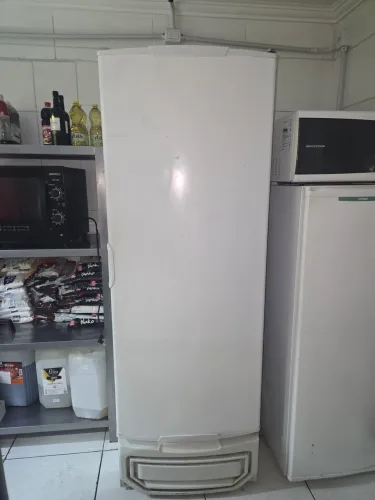 FREEZER GRANDE GELOPAR . ÓTIMO PRECO