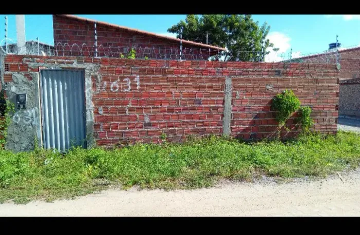 Vende-se está casa