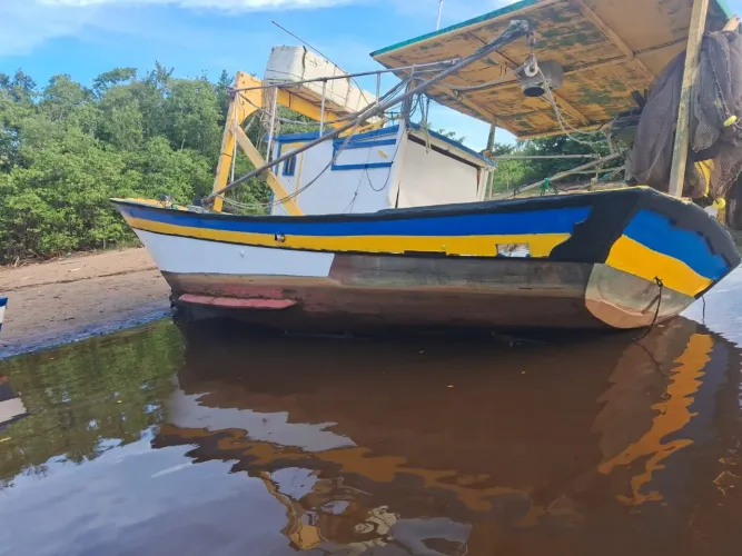 Barco pesca