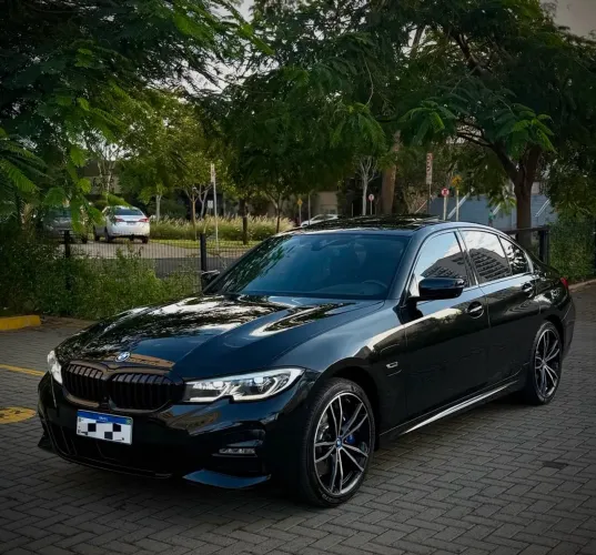 BMW 330E M Sport 2.0 Turbo Híbrido AU 2022