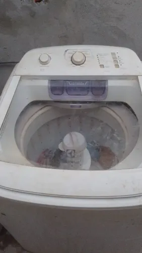 Máquina de lavar vendo desapego 