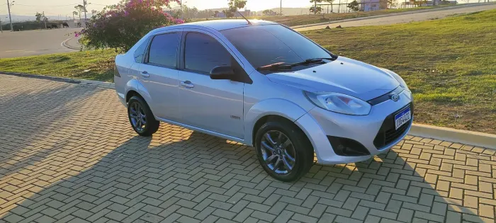 Ford Fiesta Sed. 1.6 8V Flex 4P 2012
