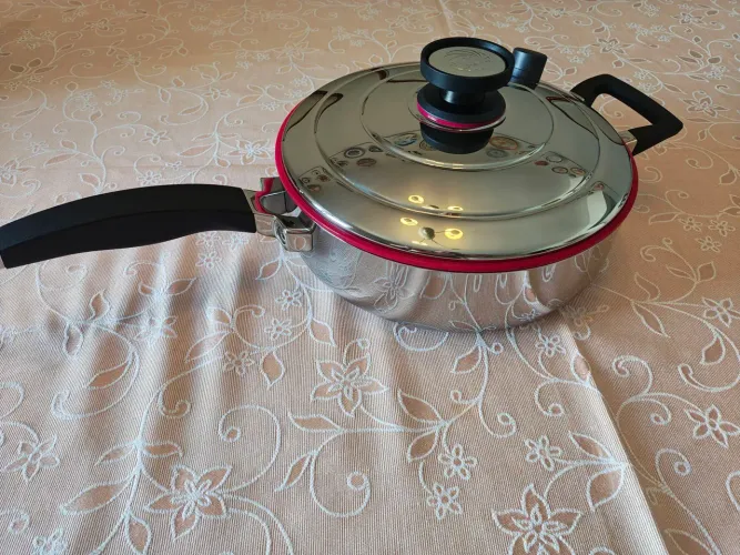 Frigideira Skillet 26cm Royal Prestige Com Tampa Aço Cirúrgico Nova