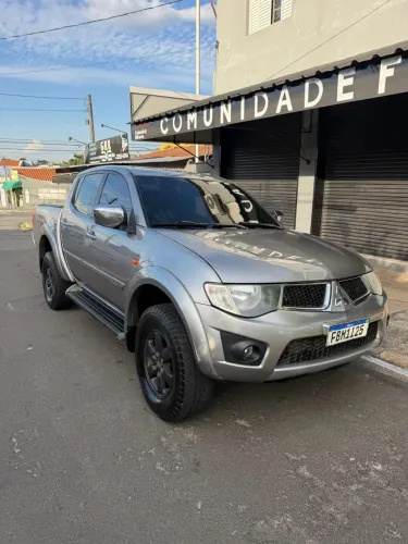 Mitsubishi L200 Triton HPE 3.2 CD TB Int.diesel AUT 2012