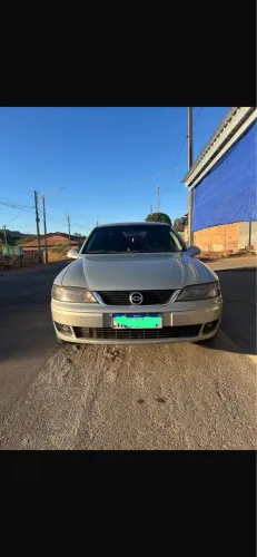 Chevrolet Vectra CD 2.2 16V / 2.0 16V Mec./aut. 2004